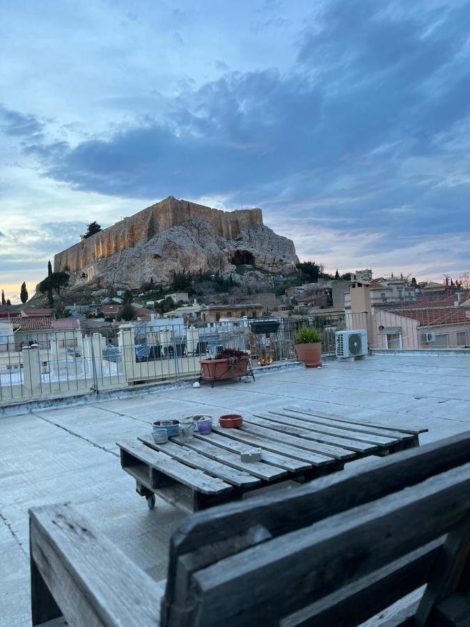 Plaka With Acropolis Rooftop View Access أثينا المظهر الخارجي الصورة